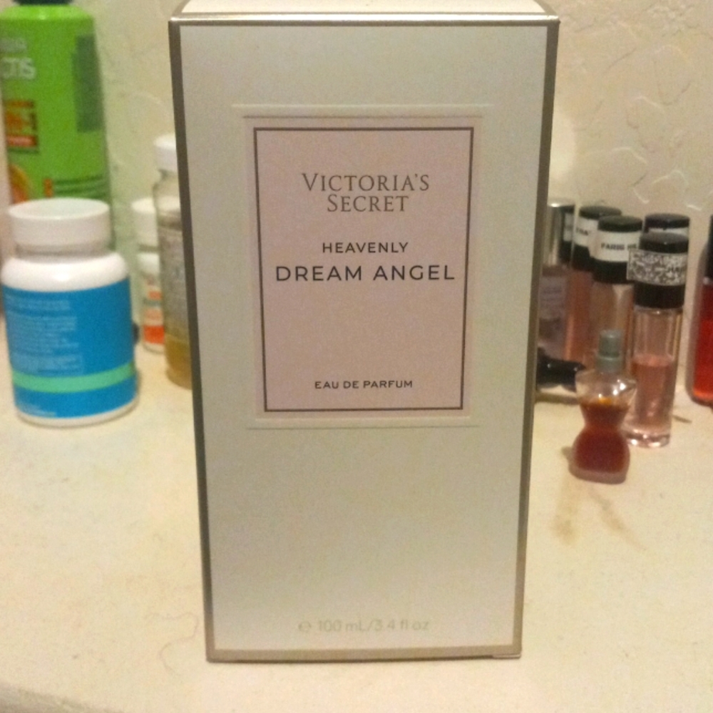 Lovely n lotion Sent
